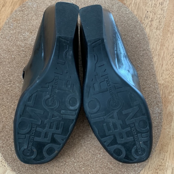 Kenneth Cole Mary Jane Patent Wedge - Picture 3 of 6